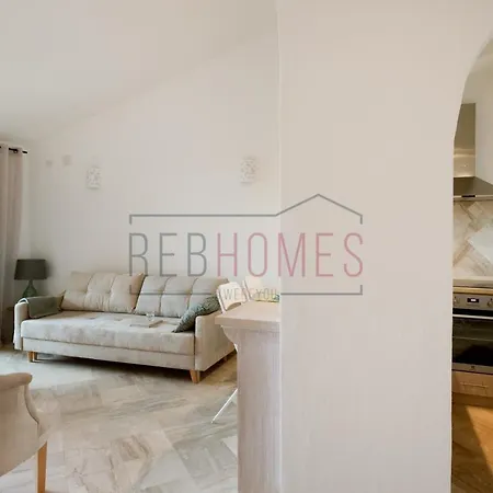Appartamento Di Prestigio A Golfo Aranci, Villaggio Sherden B5.9